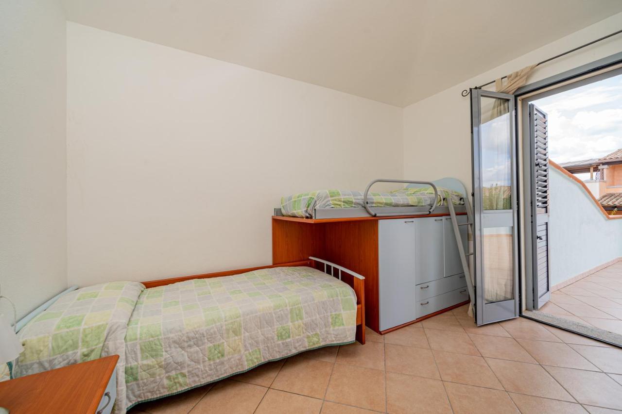 Residence La Tartaruga Monte Petrosu Luaran gambar